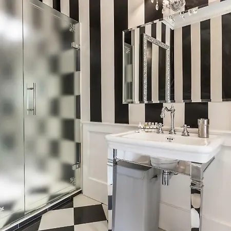 Apartment Easy Welcome Urban Luxury Terrace Milan
