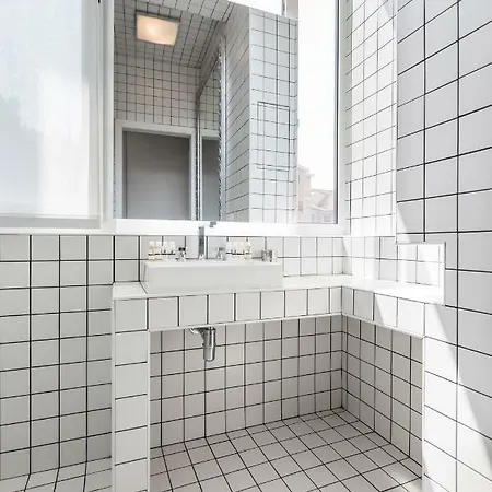 Easy Welcome Urban Luxury Terrace Apartment Milan