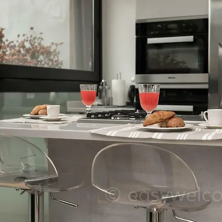 Apartment Easy Welcome Urban Luxury Terrace Milan