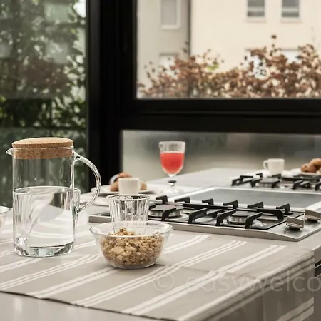 Easy Welcome Urban Luxury Terrace *